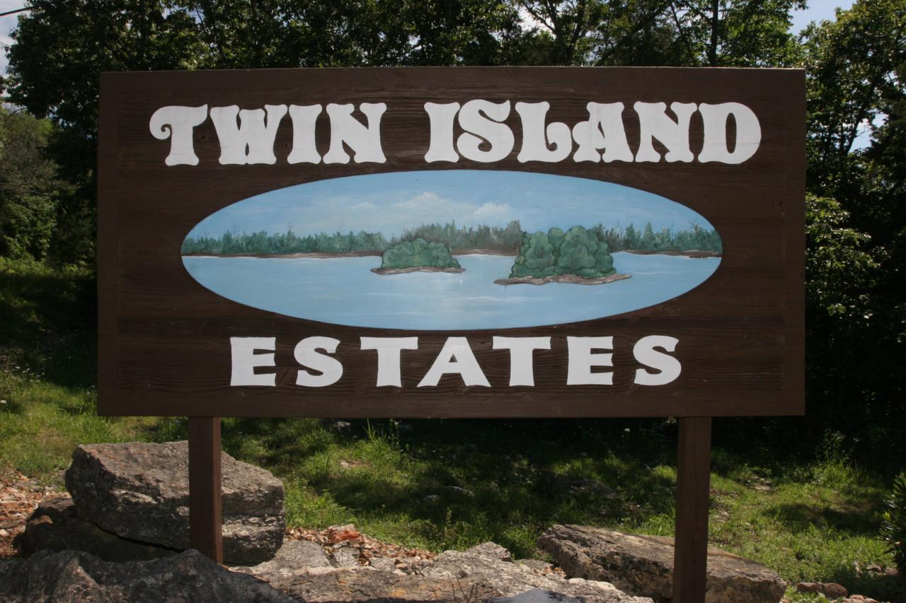 Tbd Lakeshore Drive - Photo 1