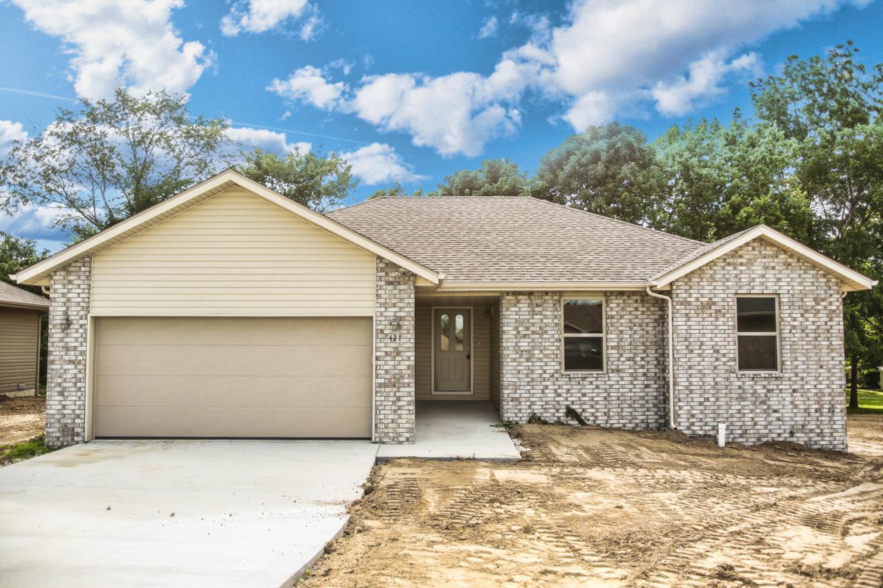 421 Denver Place - Photo 1