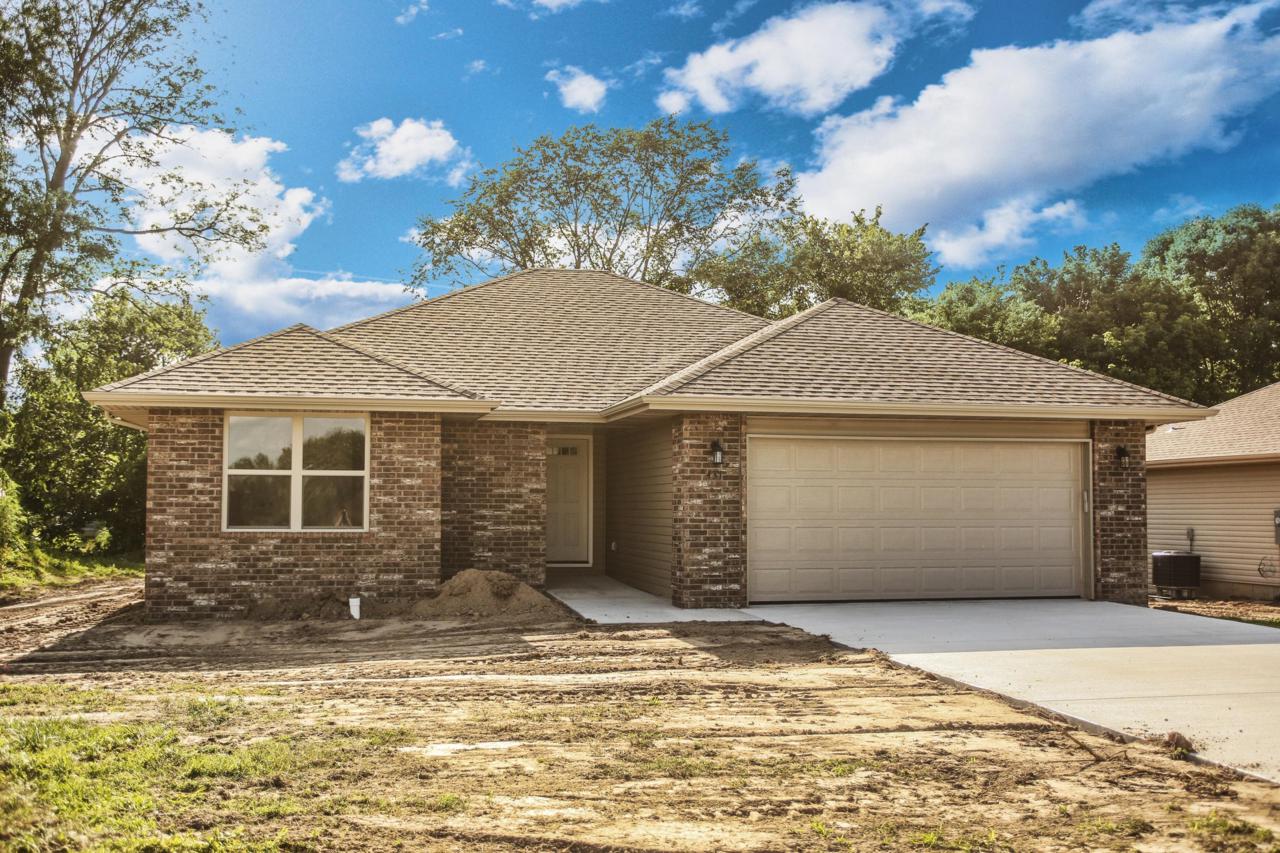 431 Denver Place - Photo 1