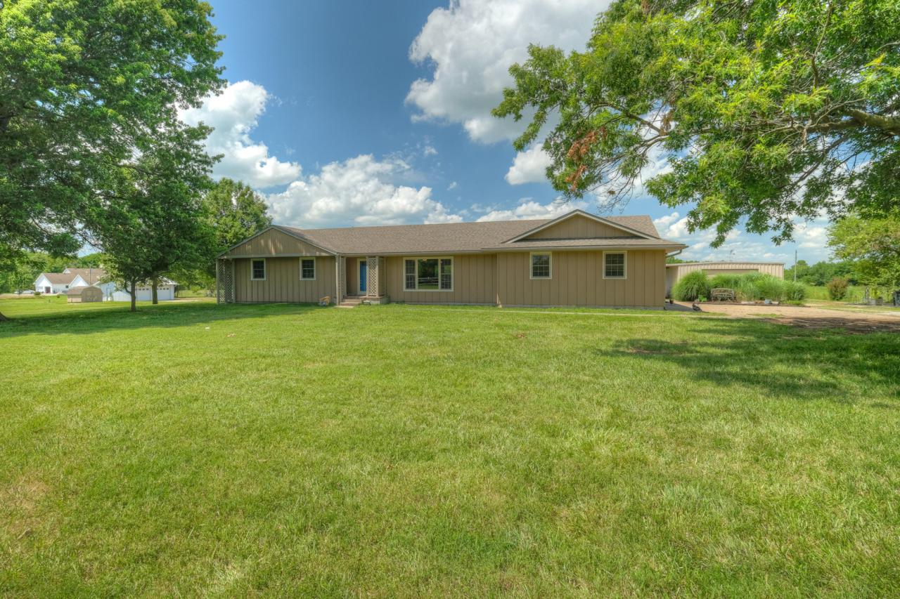 1726 Highway 126 - Photo 1