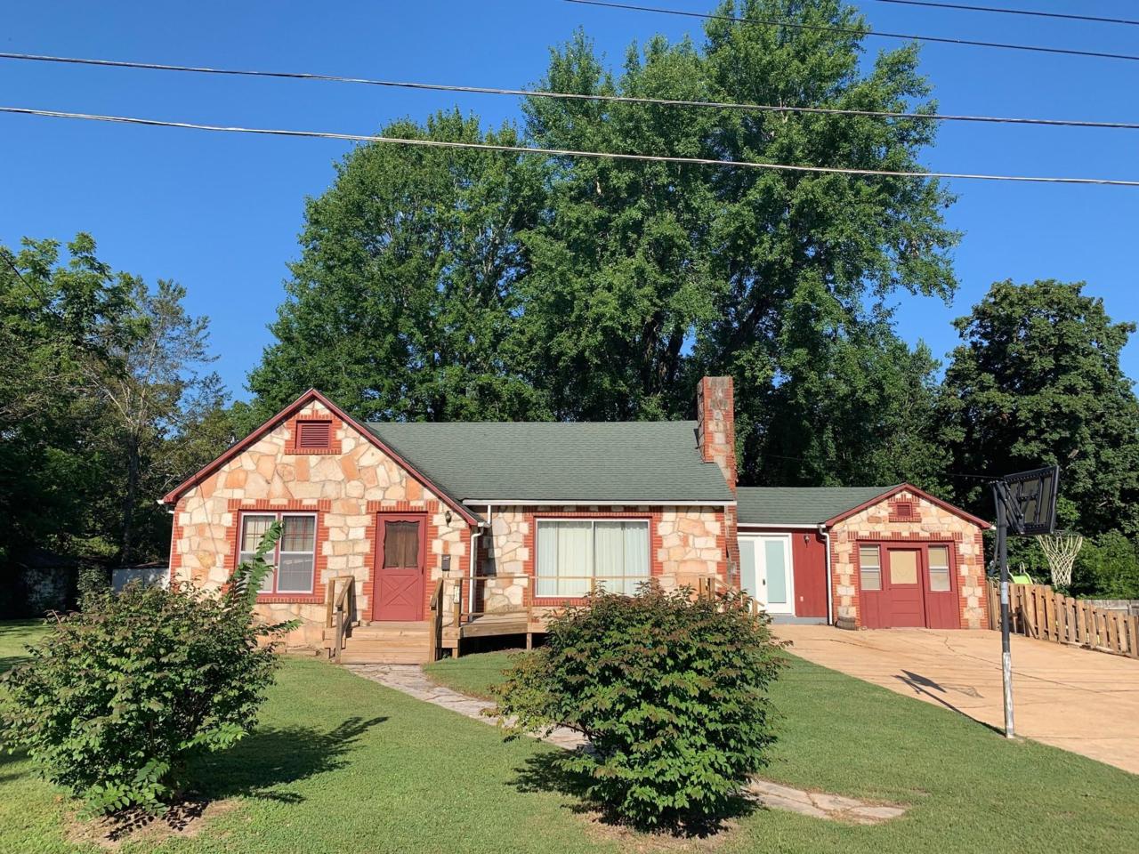 316 2nd Street - Photo 1