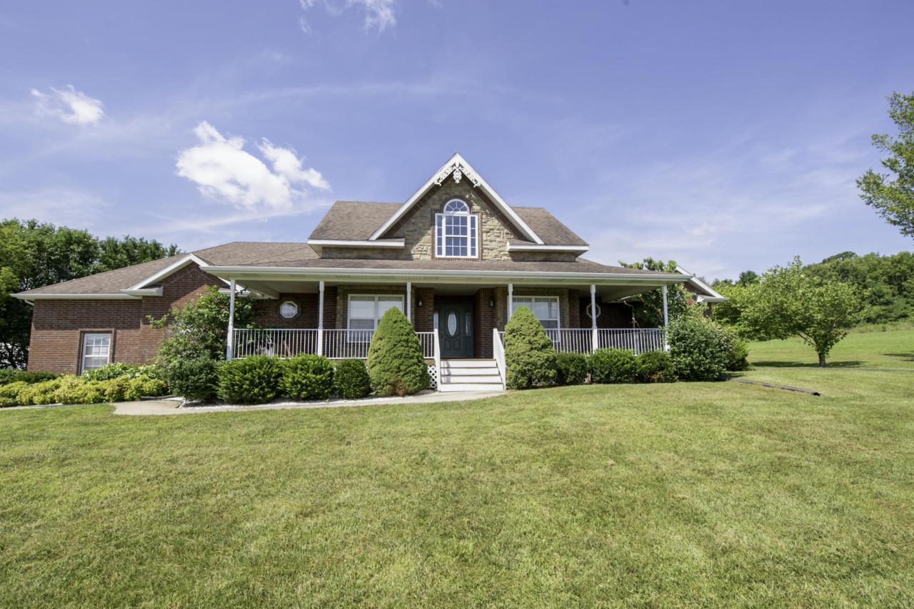 1707 Circle U Lane - Photo 1