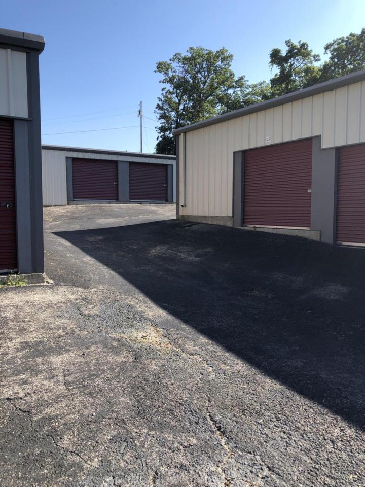516 Rinehart Road - Photo 1