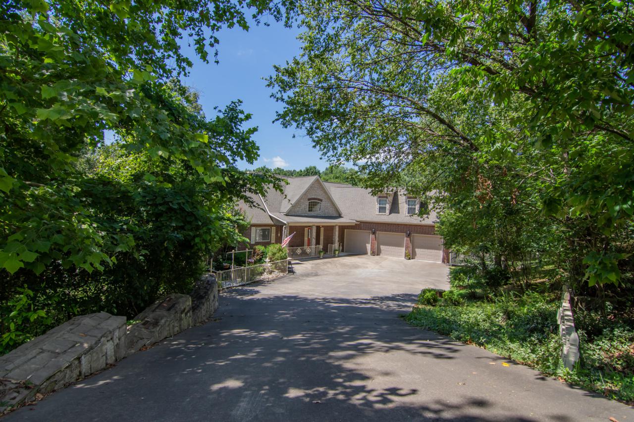 152 Garner Drive - Photo 1