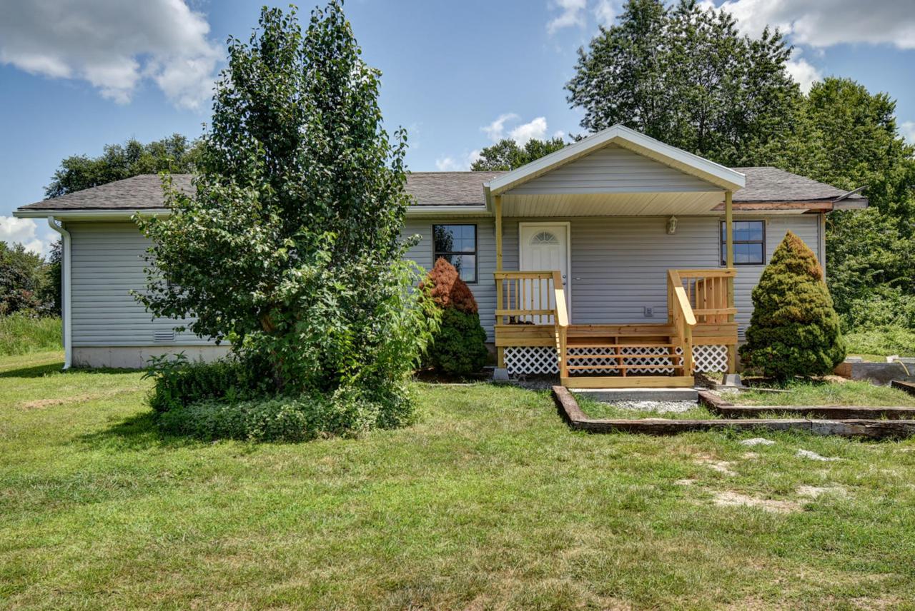 1196 Highlandville Road - Photo 1