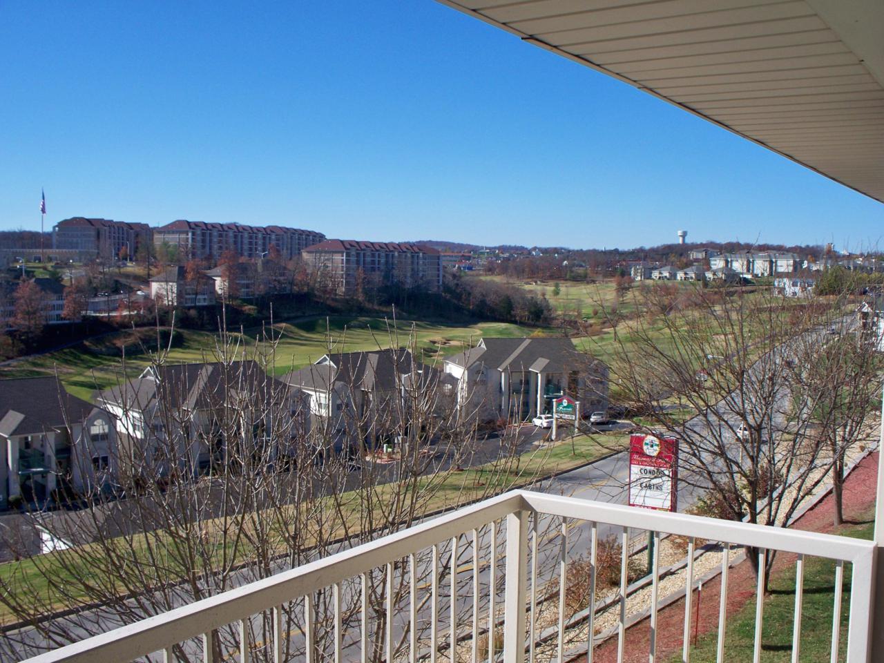 350 Wildwood Drive - Photo 1