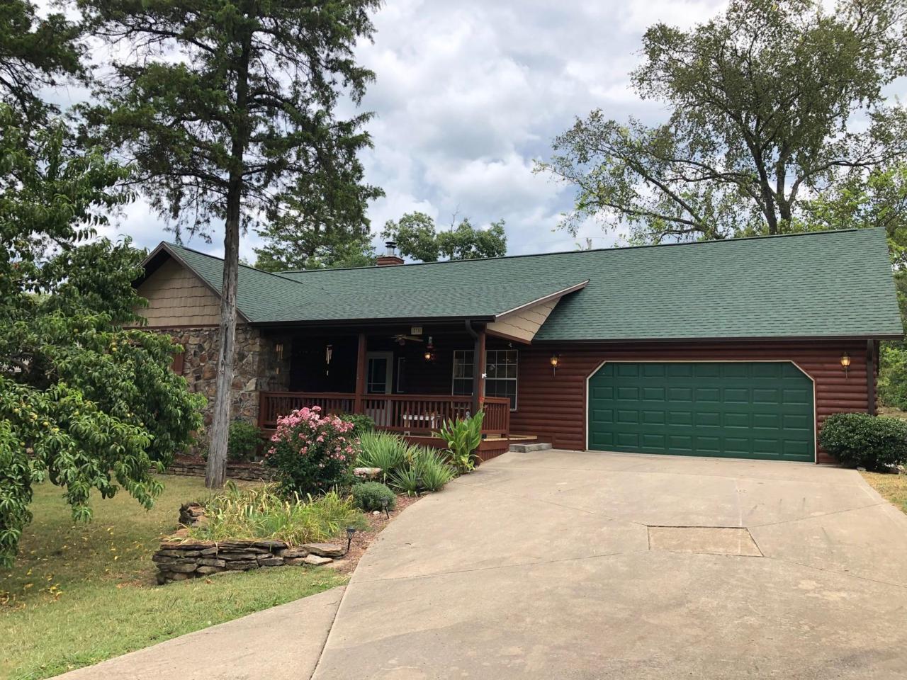 270 Sherry Lane - Photo 1