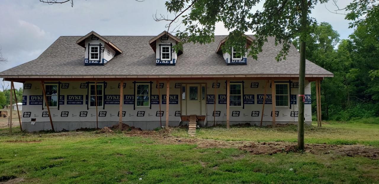 9731 Farm Road 124 - Photo 1