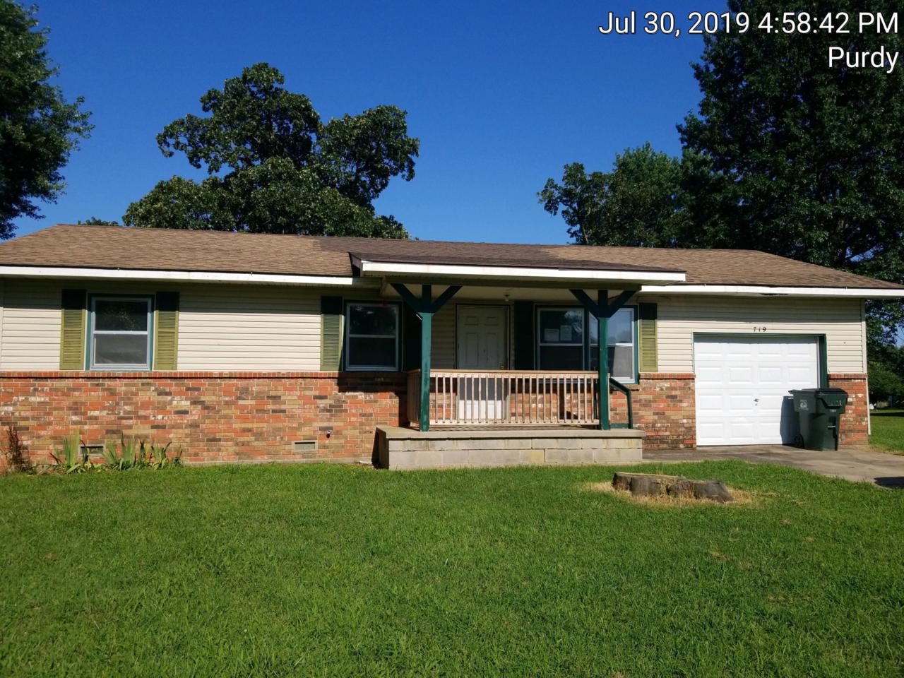719 Howell Drive - Photo 1