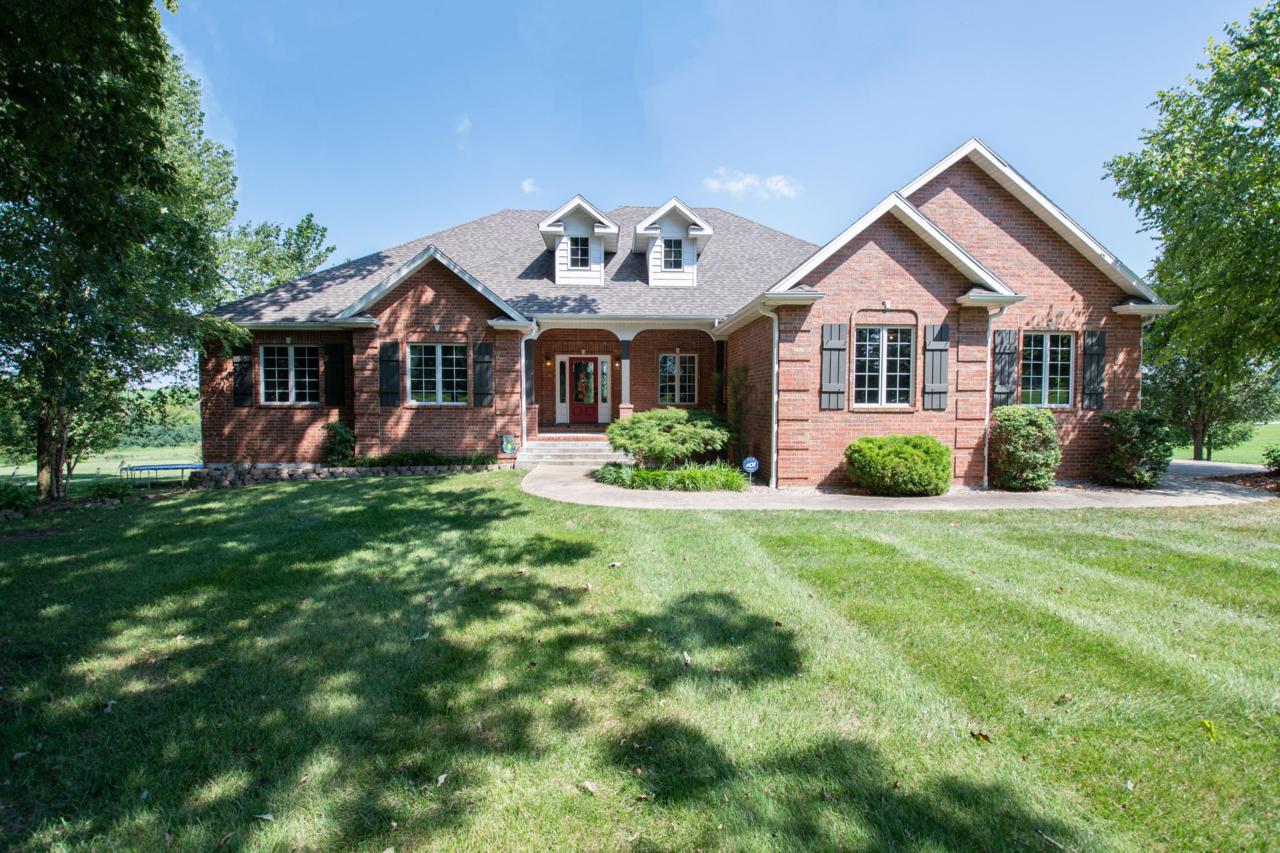 7543 Persimmon Court - Photo 1
