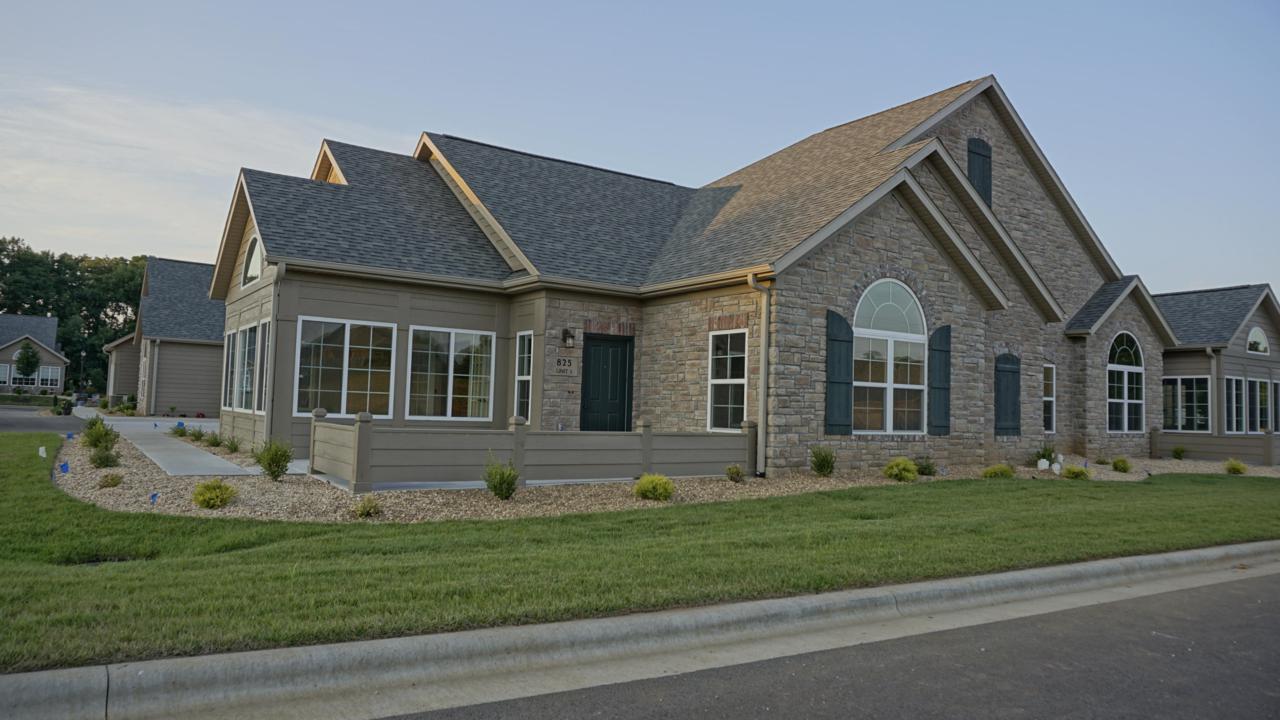 814 Kings Mead Circle - Photo 1