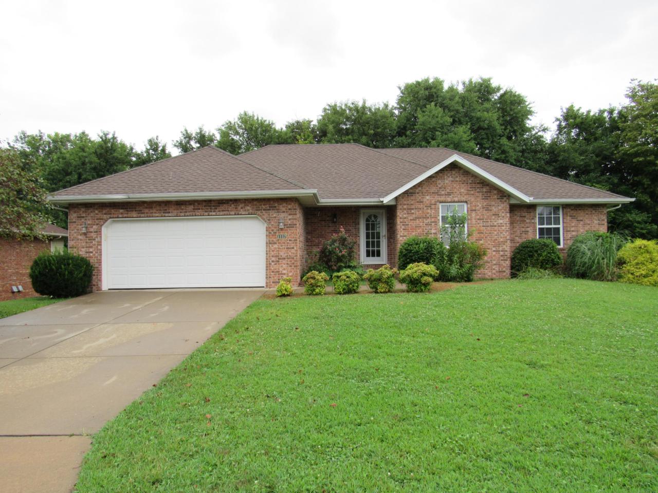 1117 Broad Street - Photo 1