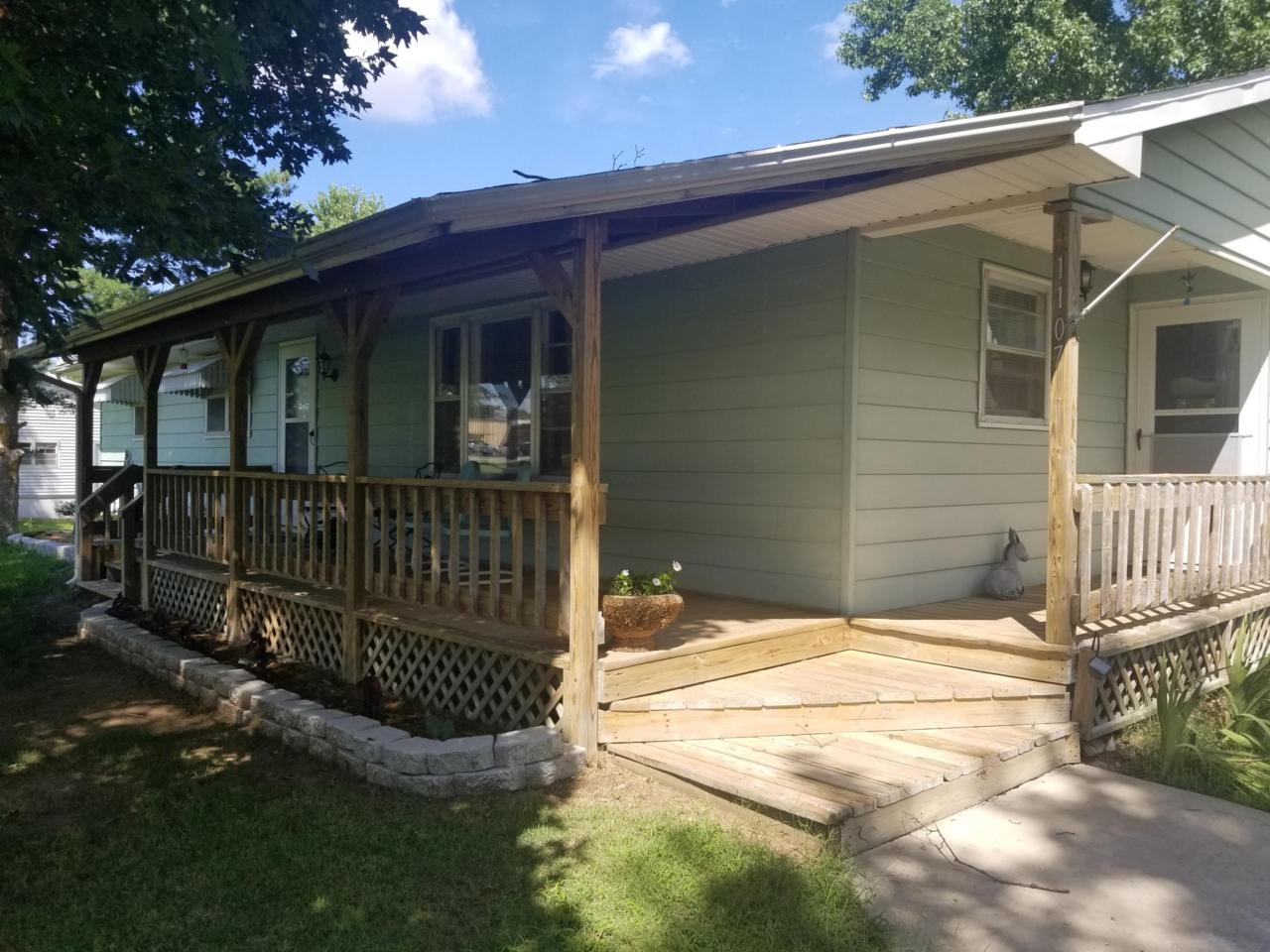 1107 High Street - Photo 1