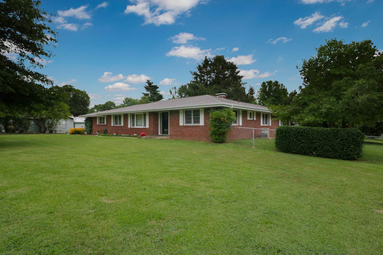 319 Republic Street - Photo 1