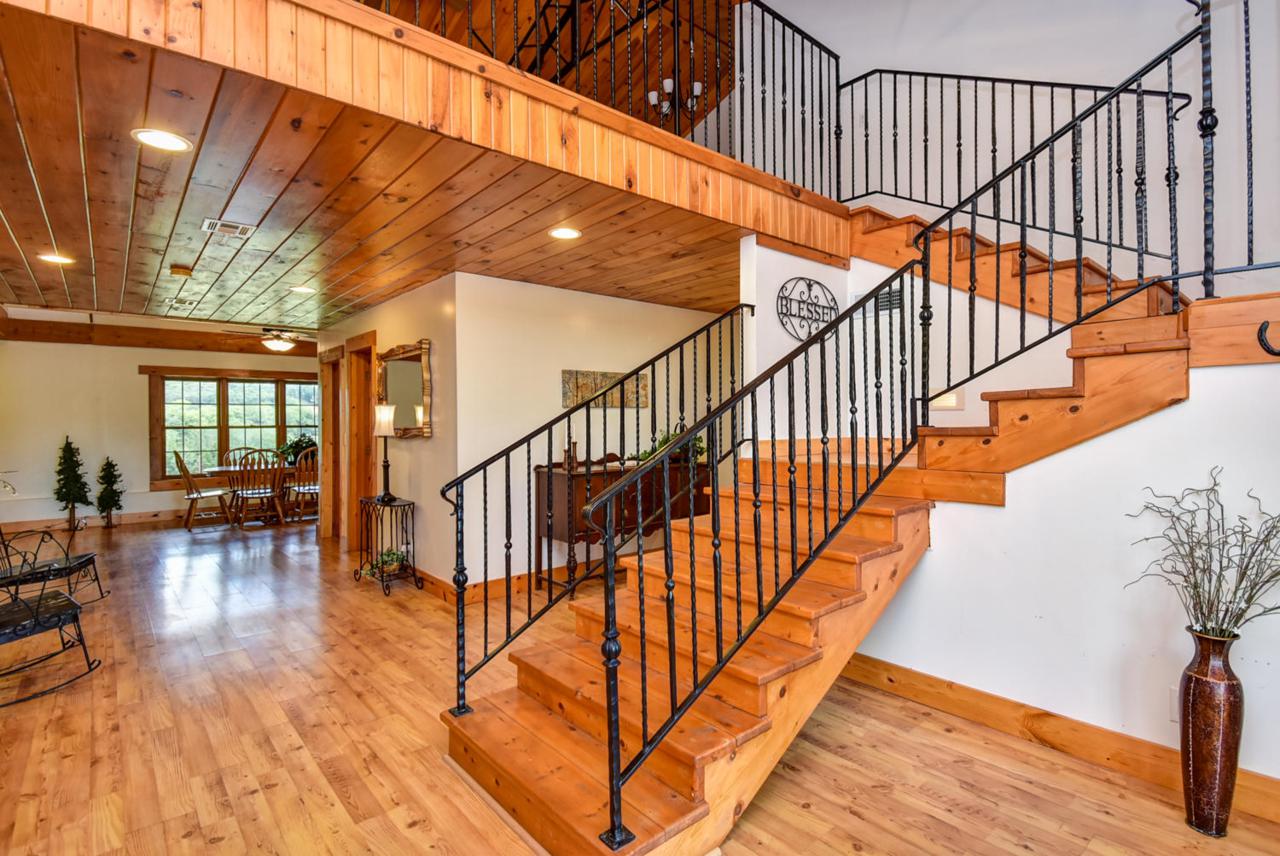 5522 Farm Rd 52 - Photo 1