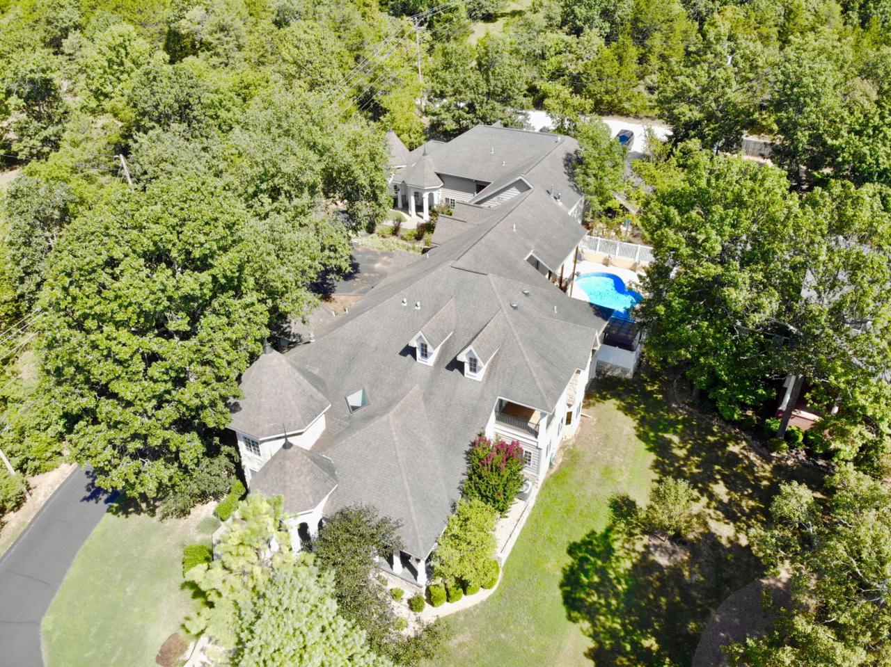 415 Green Briar - Photo 1