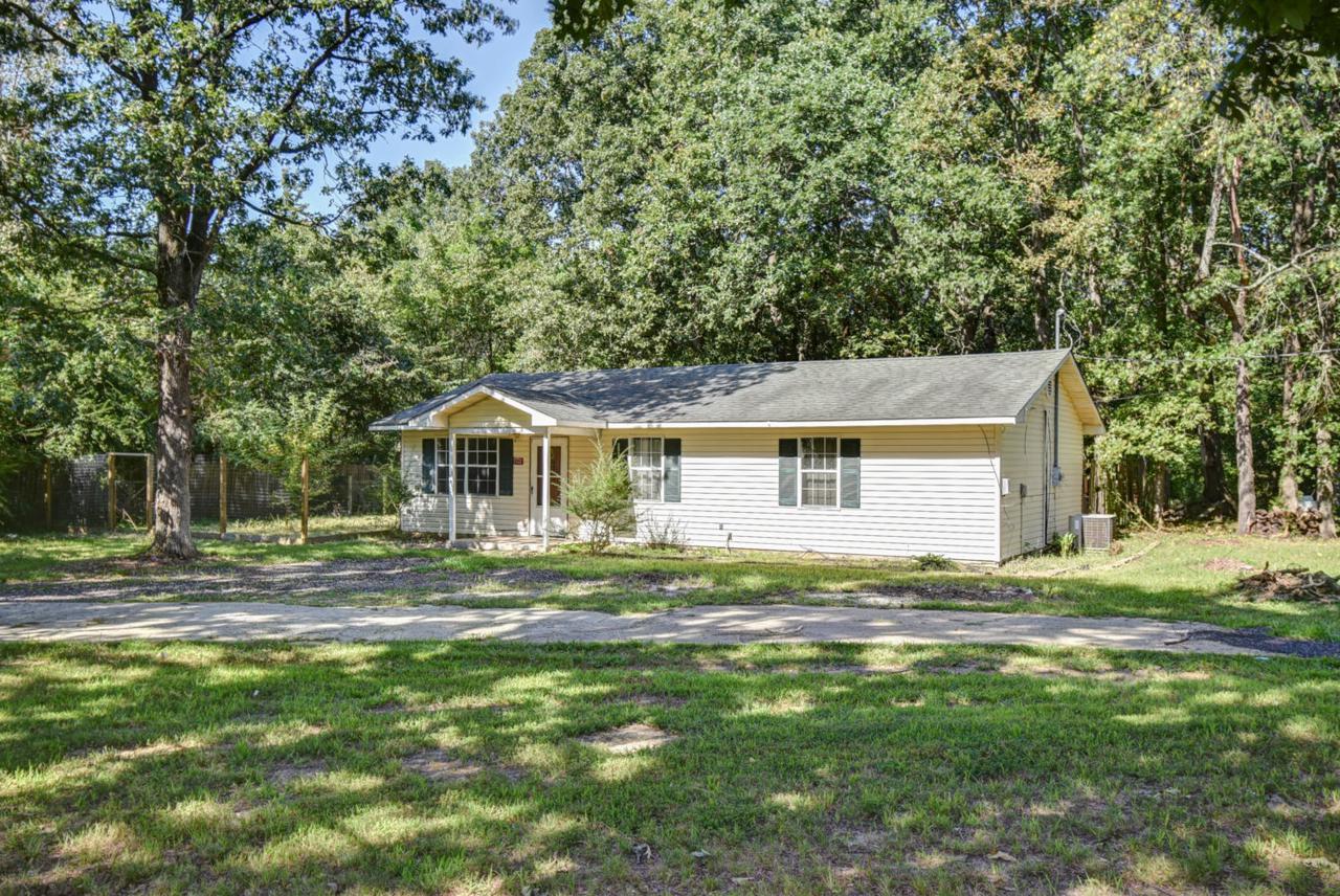 20901 Lawrence 1207 - Photo 1
