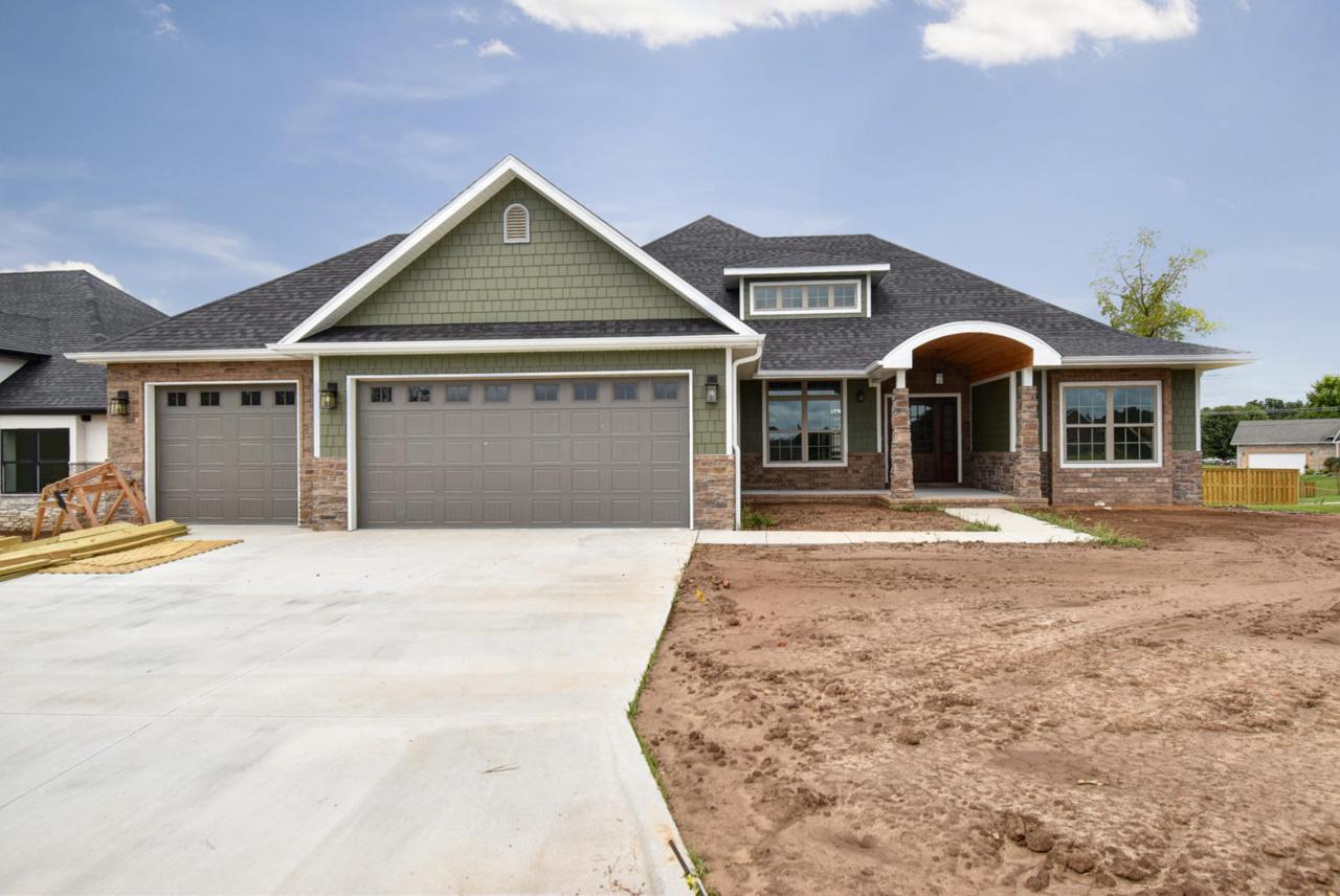861 Ashford Avenue - Photo 1