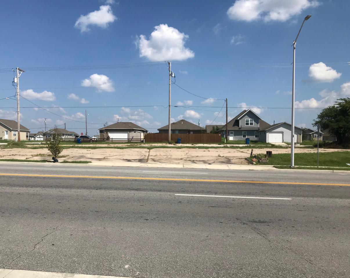 2301 Main Street - Photo 1