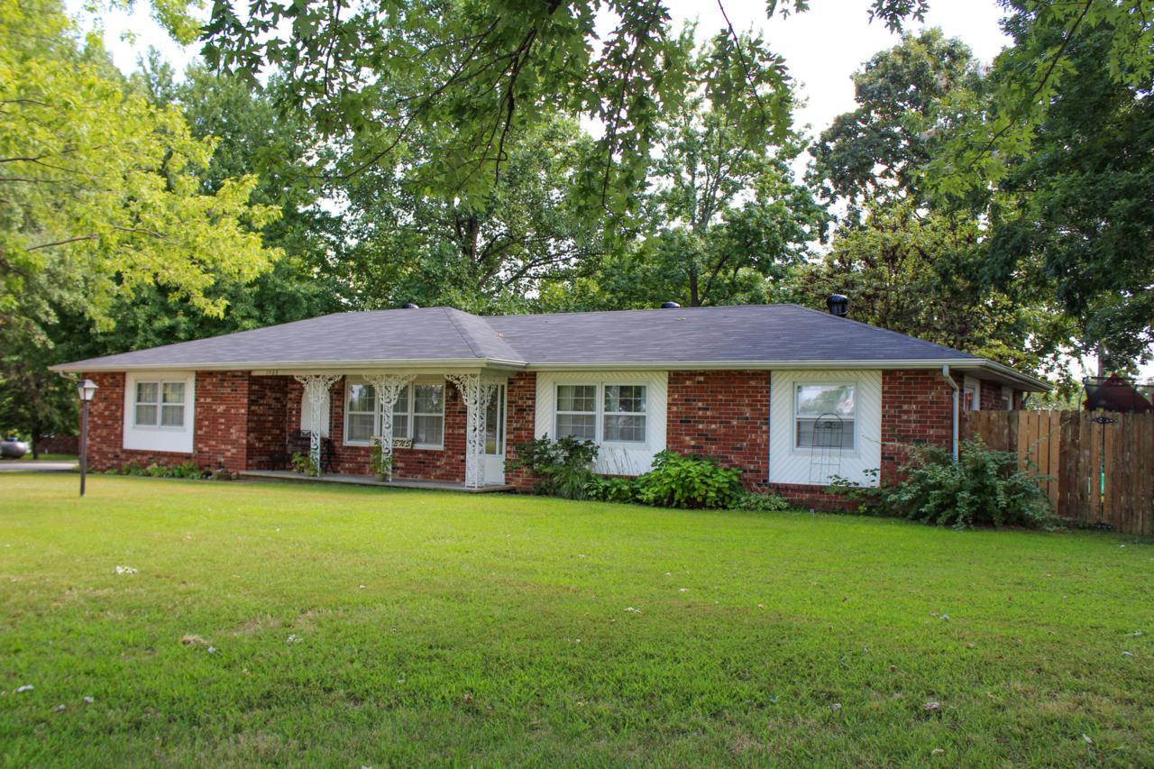 1508 Division Street - Photo 1