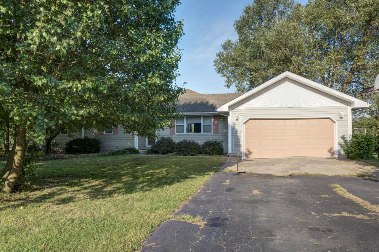 372 Tindle Lane - Photo 1