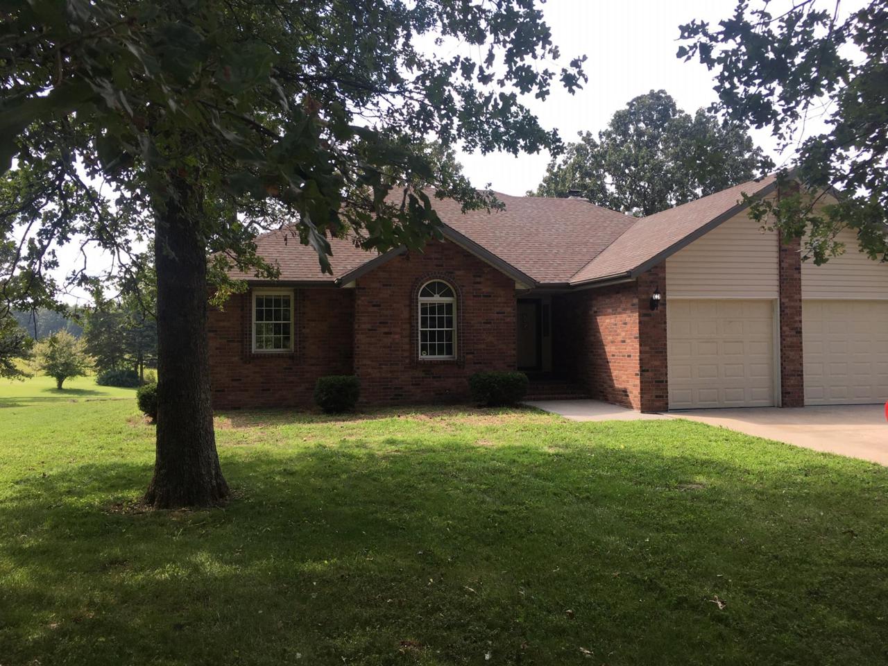 7951 Farm Rd 153 - Photo 1