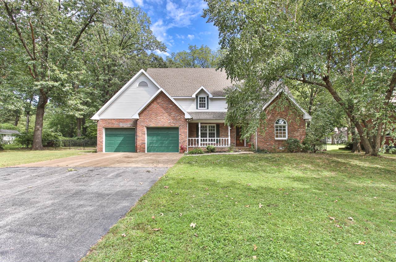 750 Oakland Avenue - Photo 1