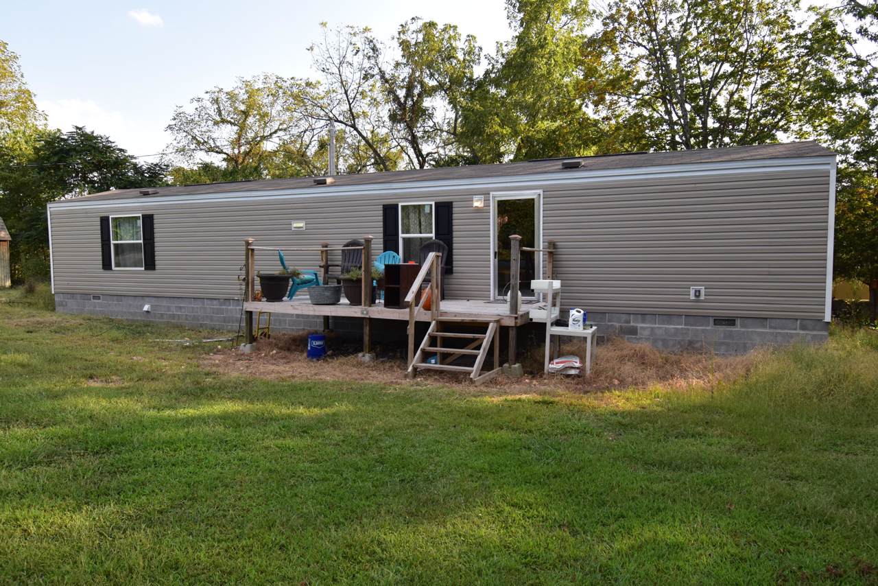 18345 Farm Road 1240 - Photo 1