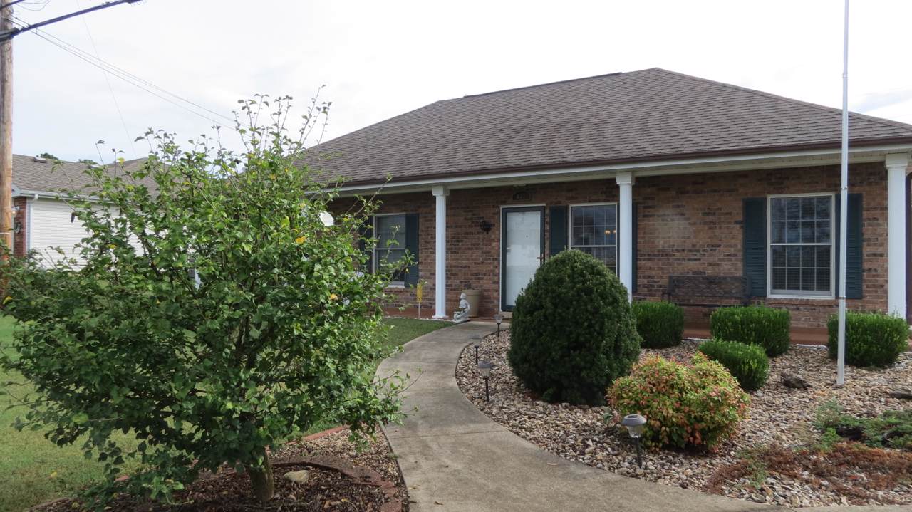 637 Iowa Colony Road - Photo 1