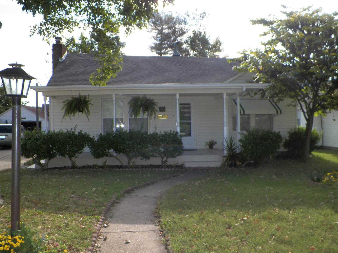 1205 Harold Street - Photo 1