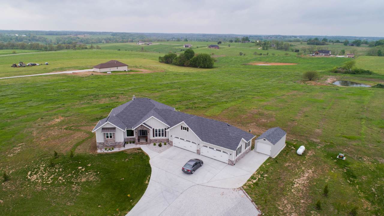 2654 Terrell Valley Drive - Photo 1