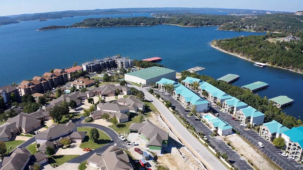 270 Villas Drive - Photo 1