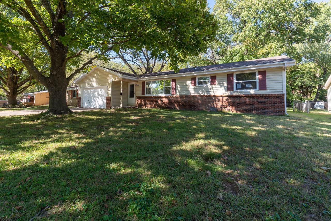 2907 Madison Street - Photo 1