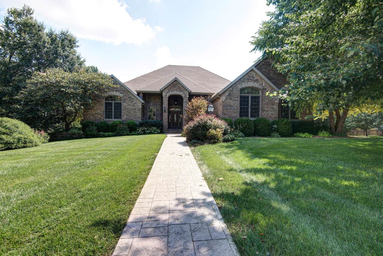 4206 Buttonwood Drive - Photo 1