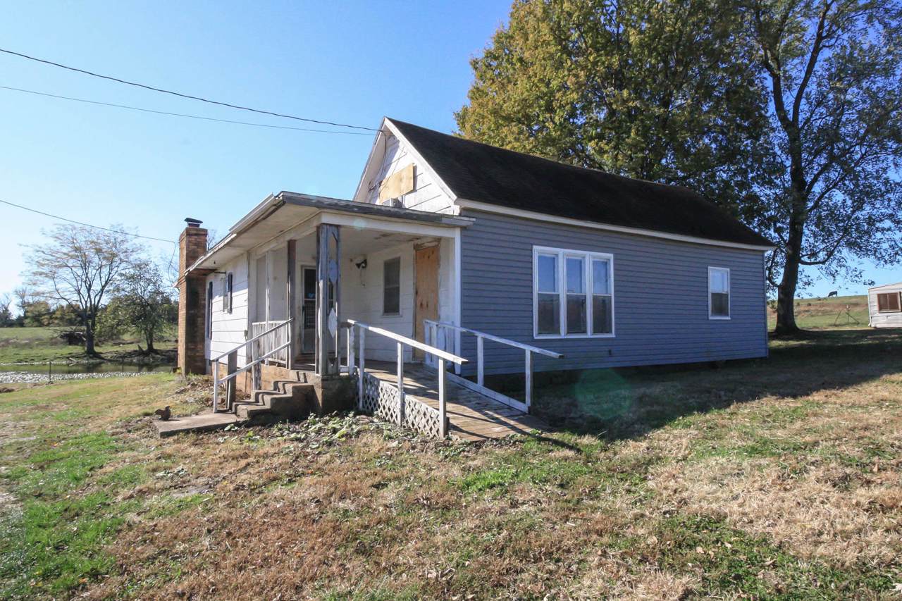 870 500th Road - Photo 1