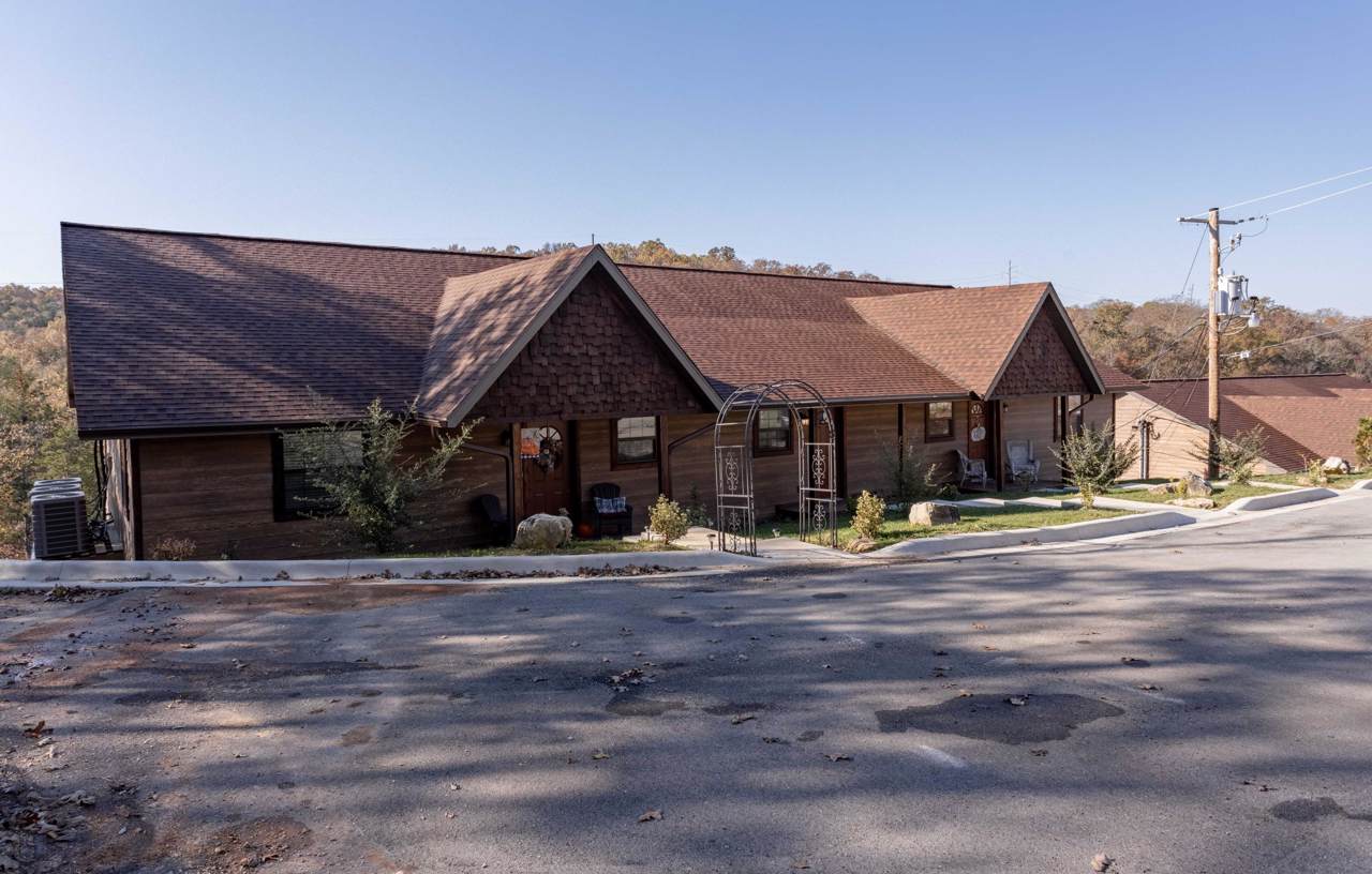1133 Acacia Club Road - Photo 1