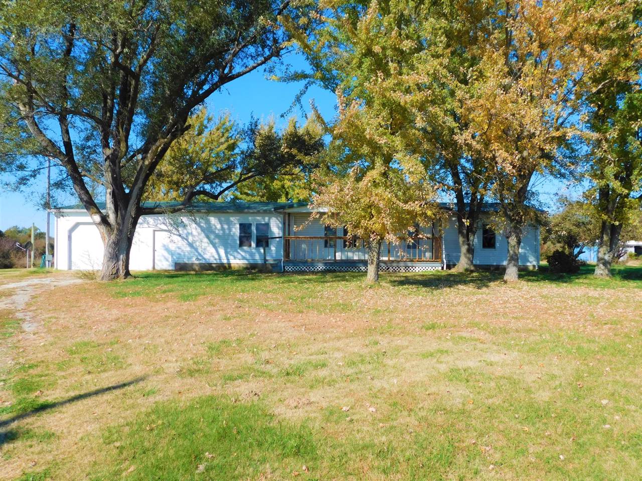343 20th Lane - Photo 1