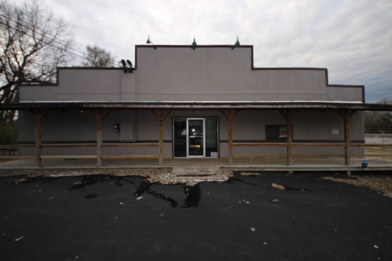 805 Meteor Avenue - Photo 1