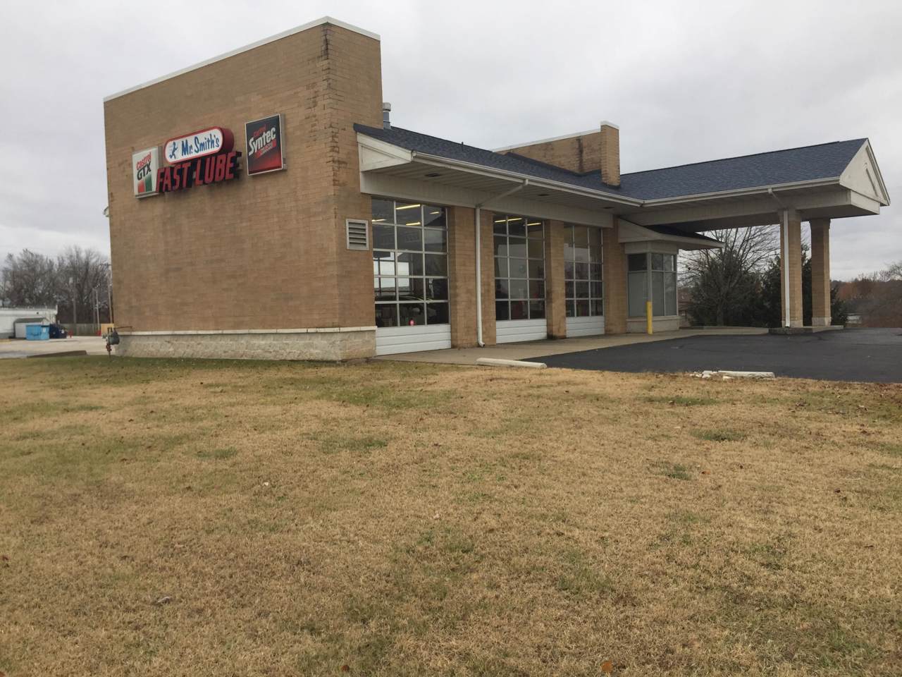 3166 Battlefield Road - Photo 1