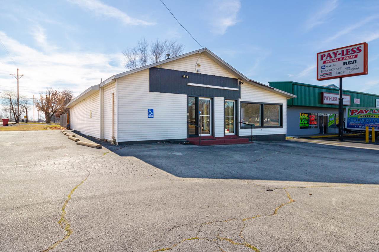 410 Mt. Vernon Boulevard - Photo 1