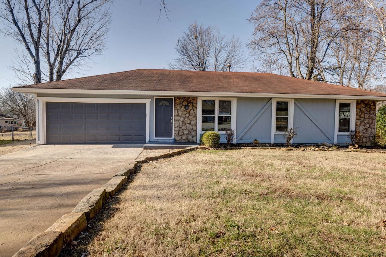 4113 Sunrise Avenue - Photo 1