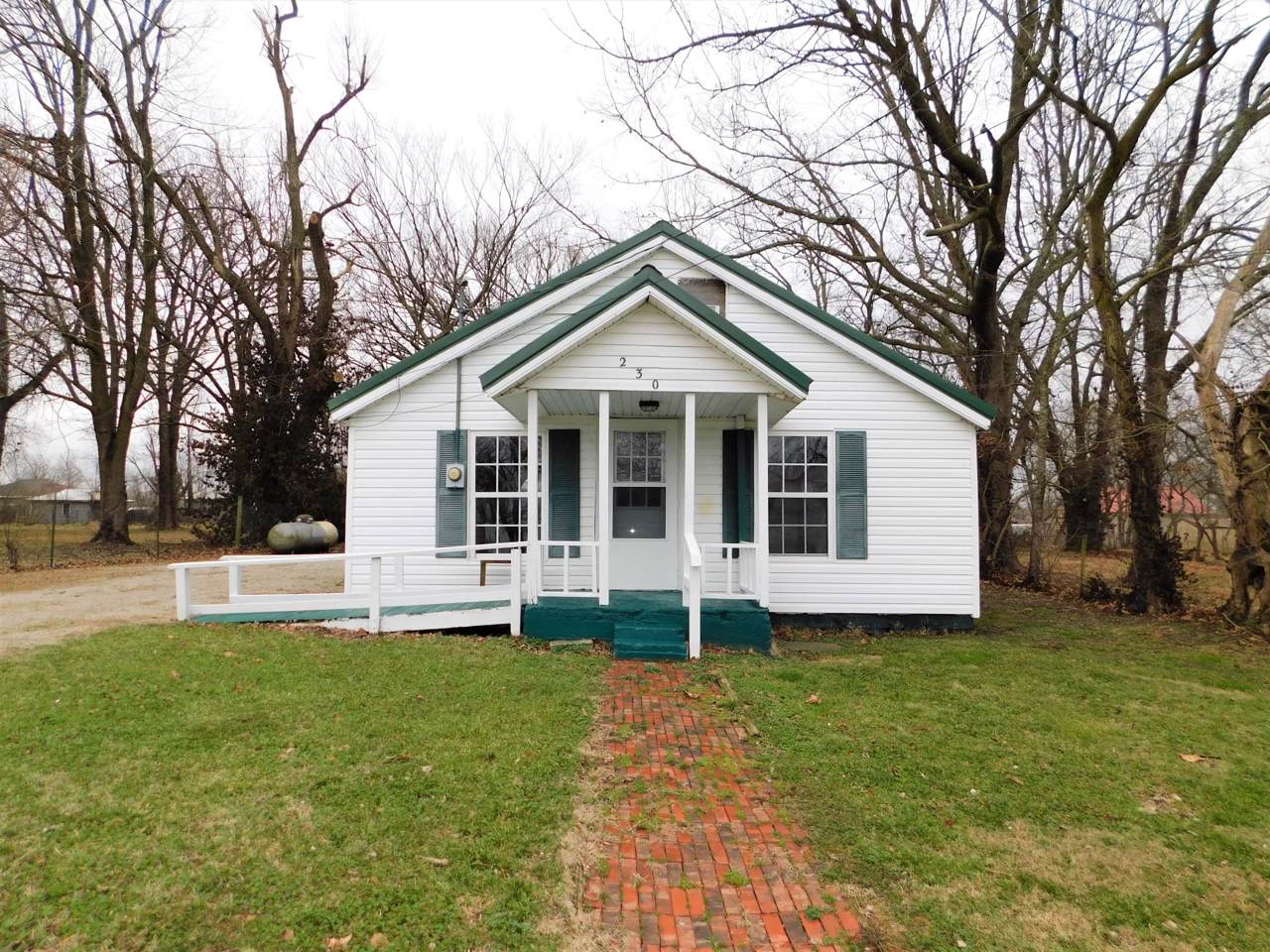 230 Davis Street - Photo 1