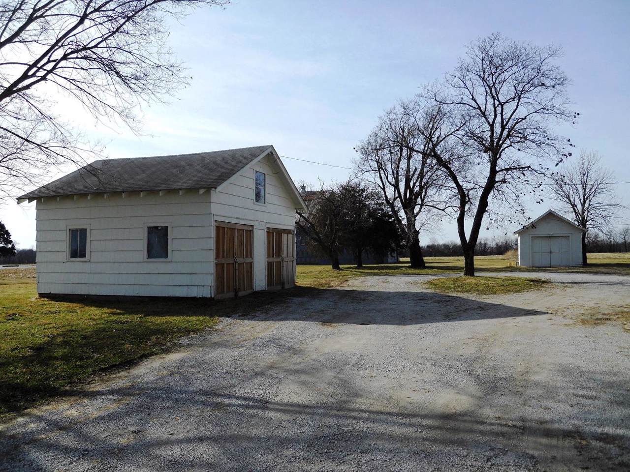3649 Garrison Avenue - Photo 1
