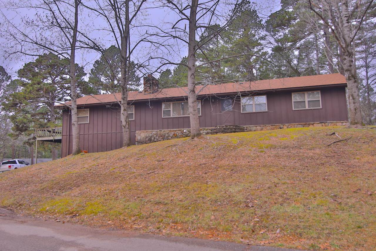 215 Hillcrest Circle - Photo 1 215 Hillcrest Circle - Photo 1