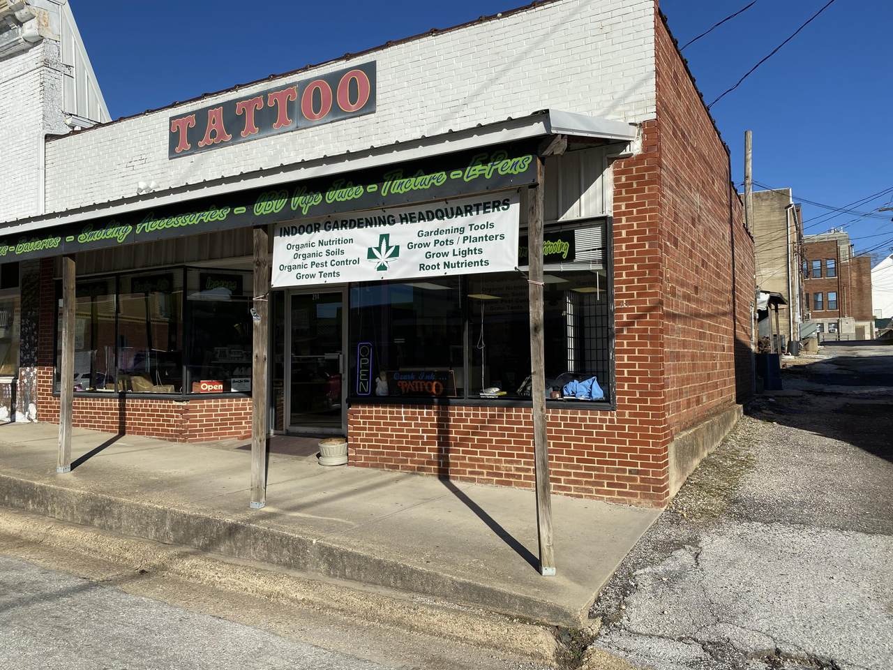 214 Jefferson Street - Photo 1