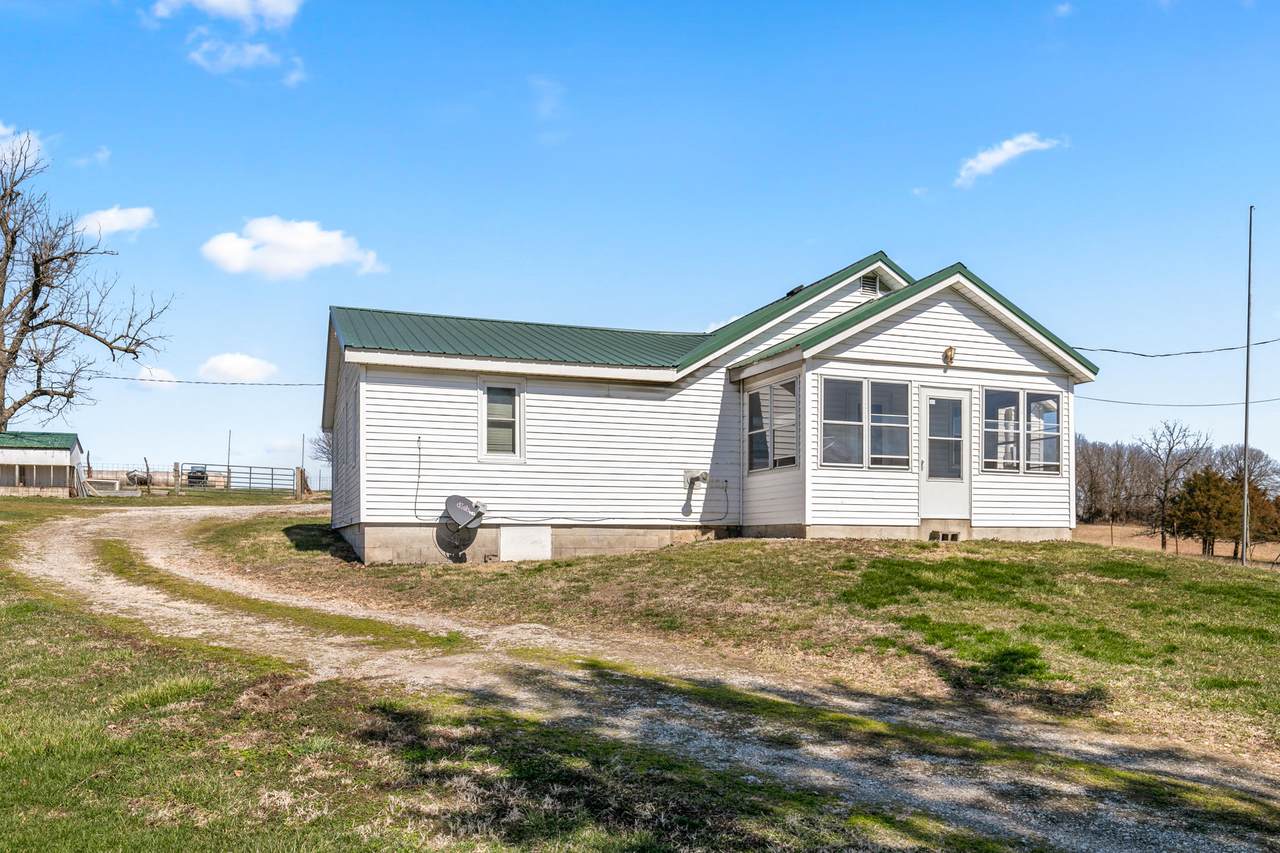 49 Crossroads Drive - Photo 1