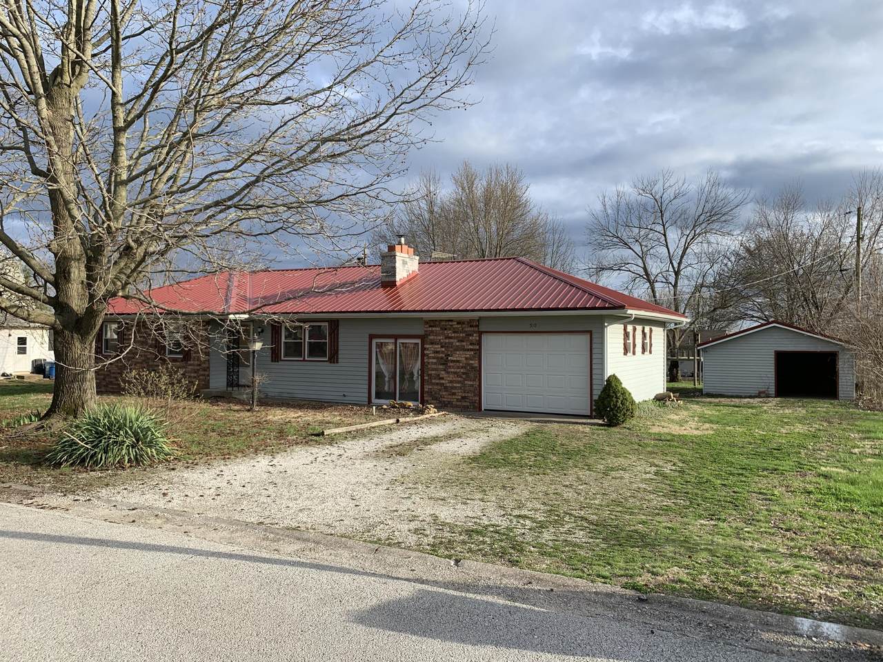 510 Oak Street - Photo 1