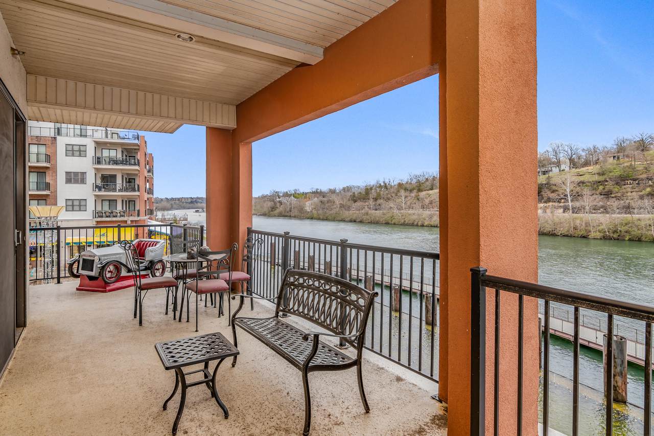 10218 Branson Landing Boulevard - Photo 1 10218 Branson Landing Boulevard - Photo 1