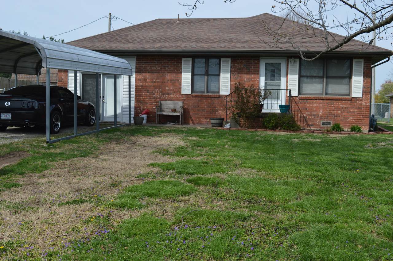 815 Carnation Drive - Photo 1 815 Carnation Drive - Photo 1