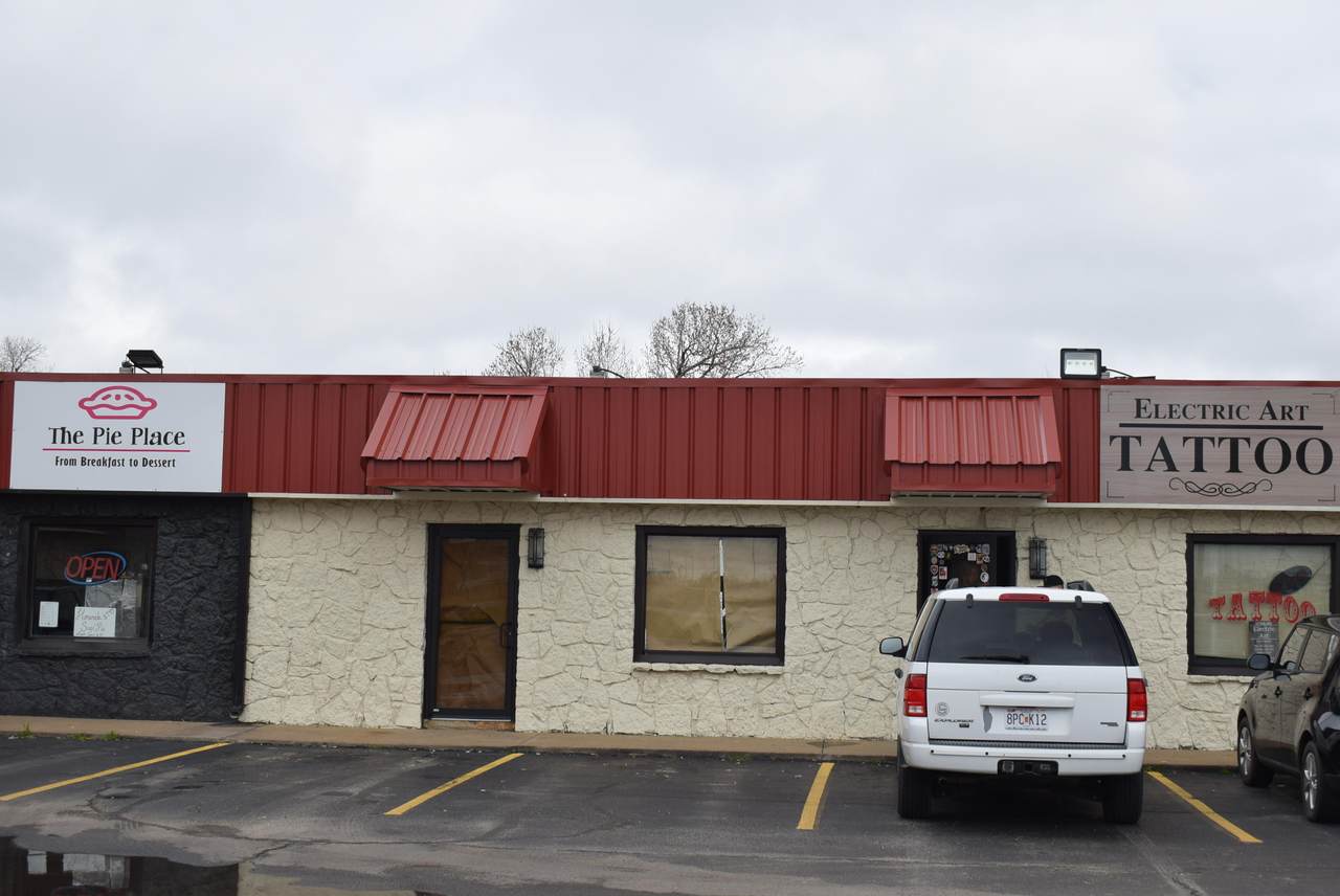 801 20th Street - Photo 1